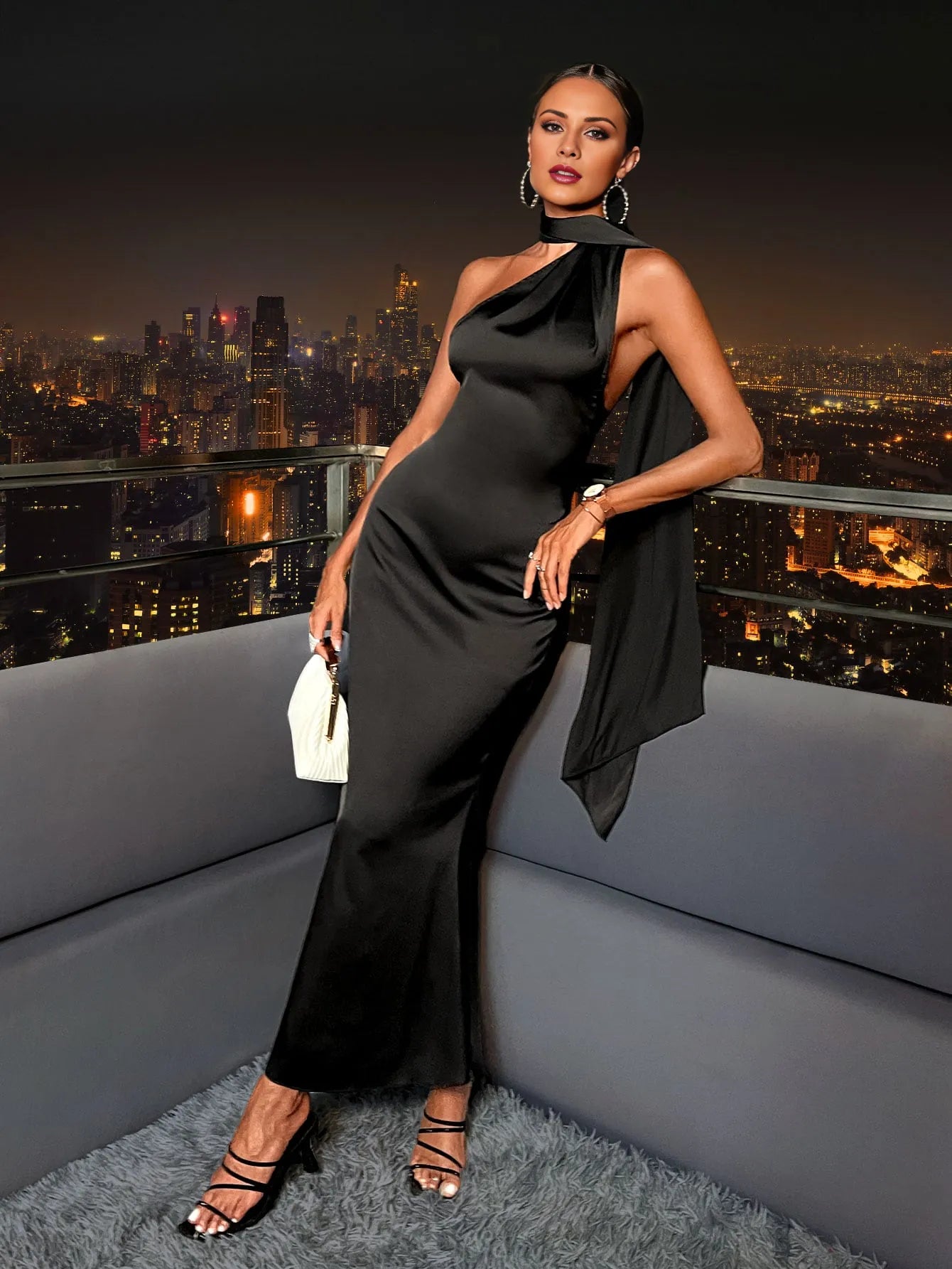 Elegant Sheath/Column Halter Neck Sleeveless Satin Drape Maxi Dress Prom Dress