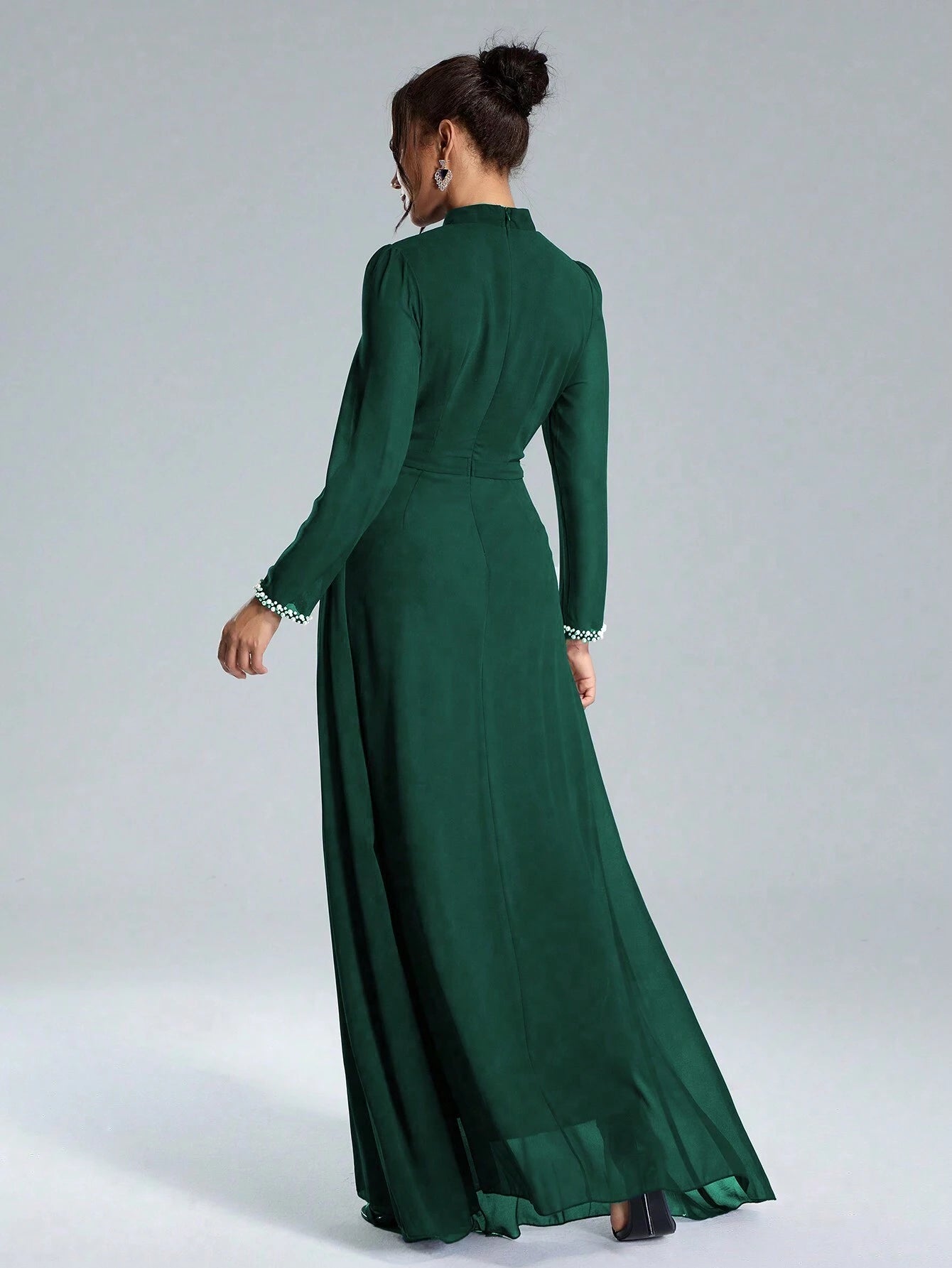 Elegant Sheath/Column High-Neck Long-Sleeve Embellished Chiffon Maxi Dress Prom Dress