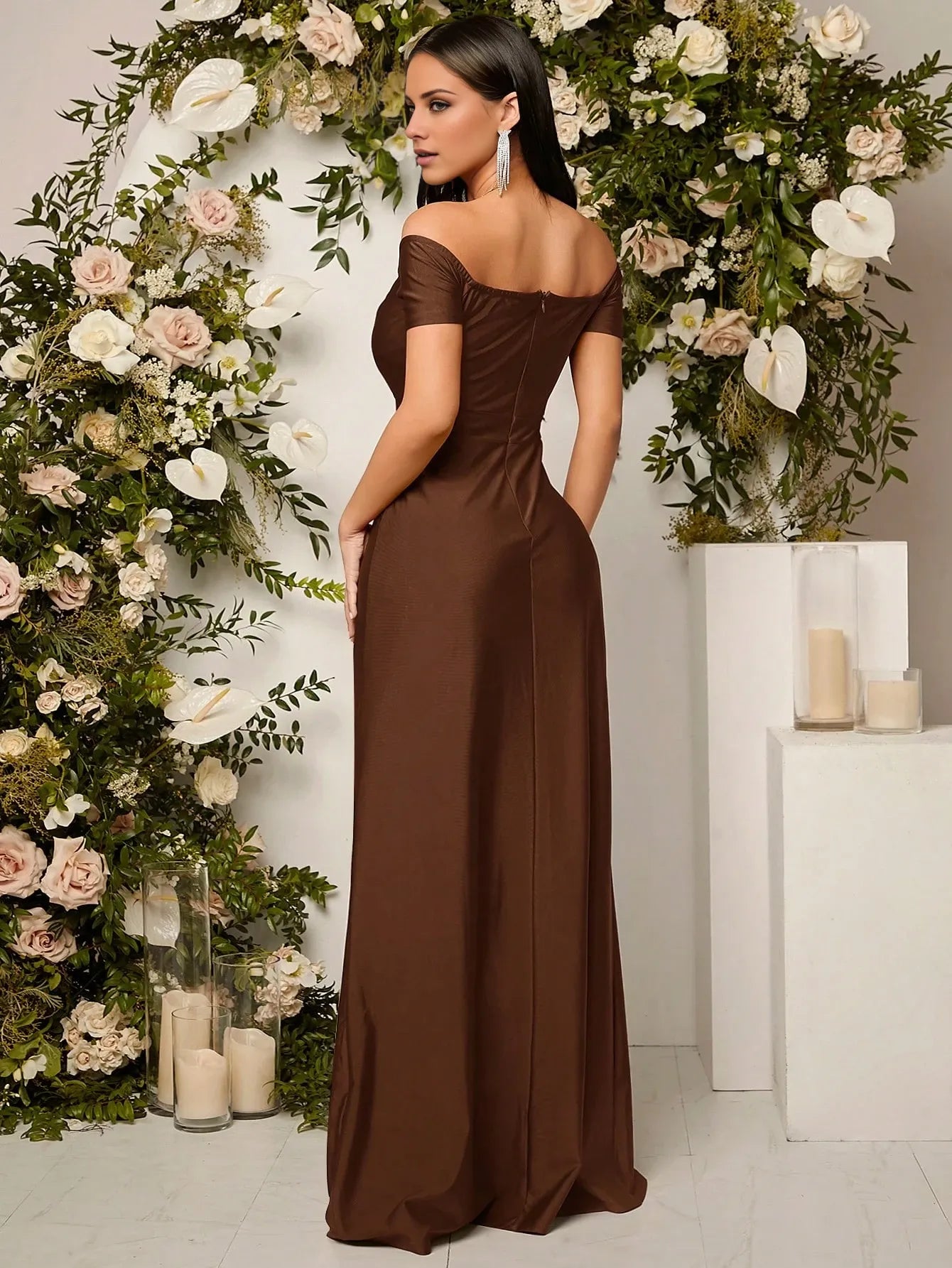 Elegant Sheath/Column Off-the-Shoulder Sweetheart Satin High-Slit Maxi Dress Prom Dress