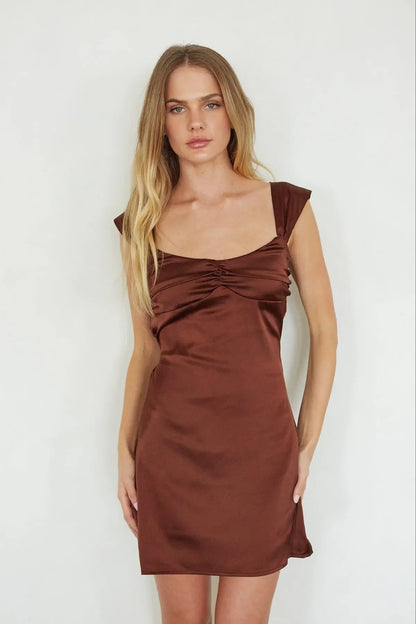 Elegant Sheath Square Neck Short Sleeve Bow Back Mini Homecoming Dresses