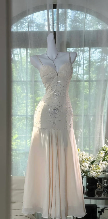 Elegant Spaghetti Strap Sweetheart Neck Beaded Embellished Chiffon Mermaid Evening Dress