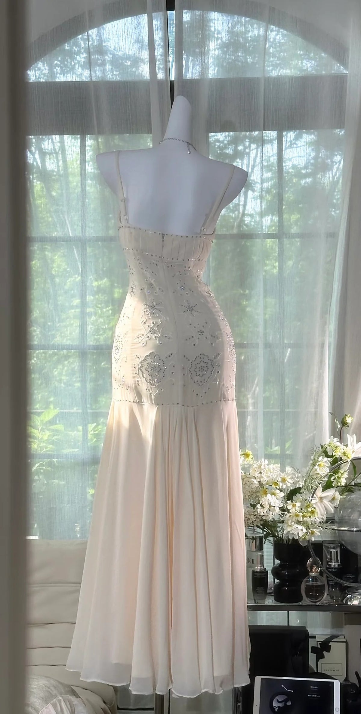 Elegant Spaghetti Strap Sweetheart Neck Beaded Embellished Chiffon Mermaid Evening Dress