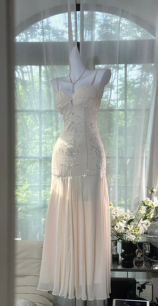Elegant Spaghetti Strap Sweetheart Neck Beaded Embellished Chiffon Mermaid Evening Dress