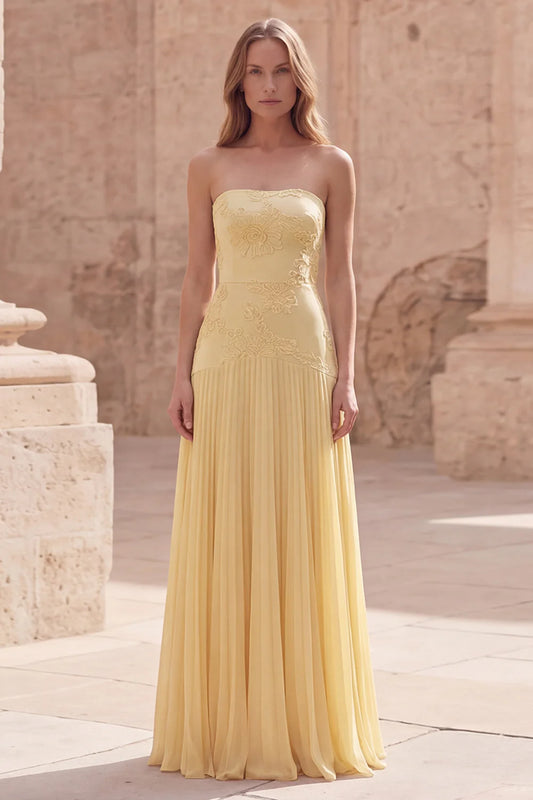 Elegant Strapless Pale Yellow Floral Lace Embellished Pleated Chiffon Gown Prom Dress