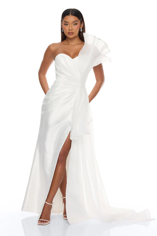Elegant A-Line One-Shoulder Sweetheart High Slit Ivory Floor-Length Women's Prom Gown