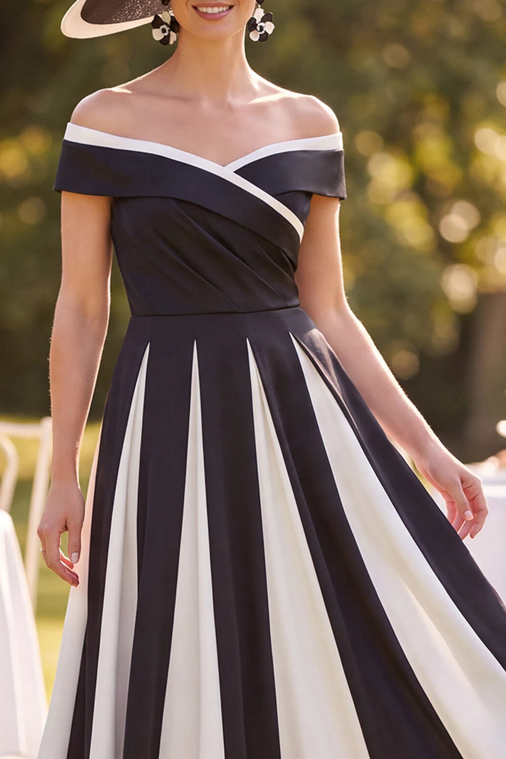 Elegant Off-Shoulder Striped Contrast Black Midi Mother Of The Bride Dresses