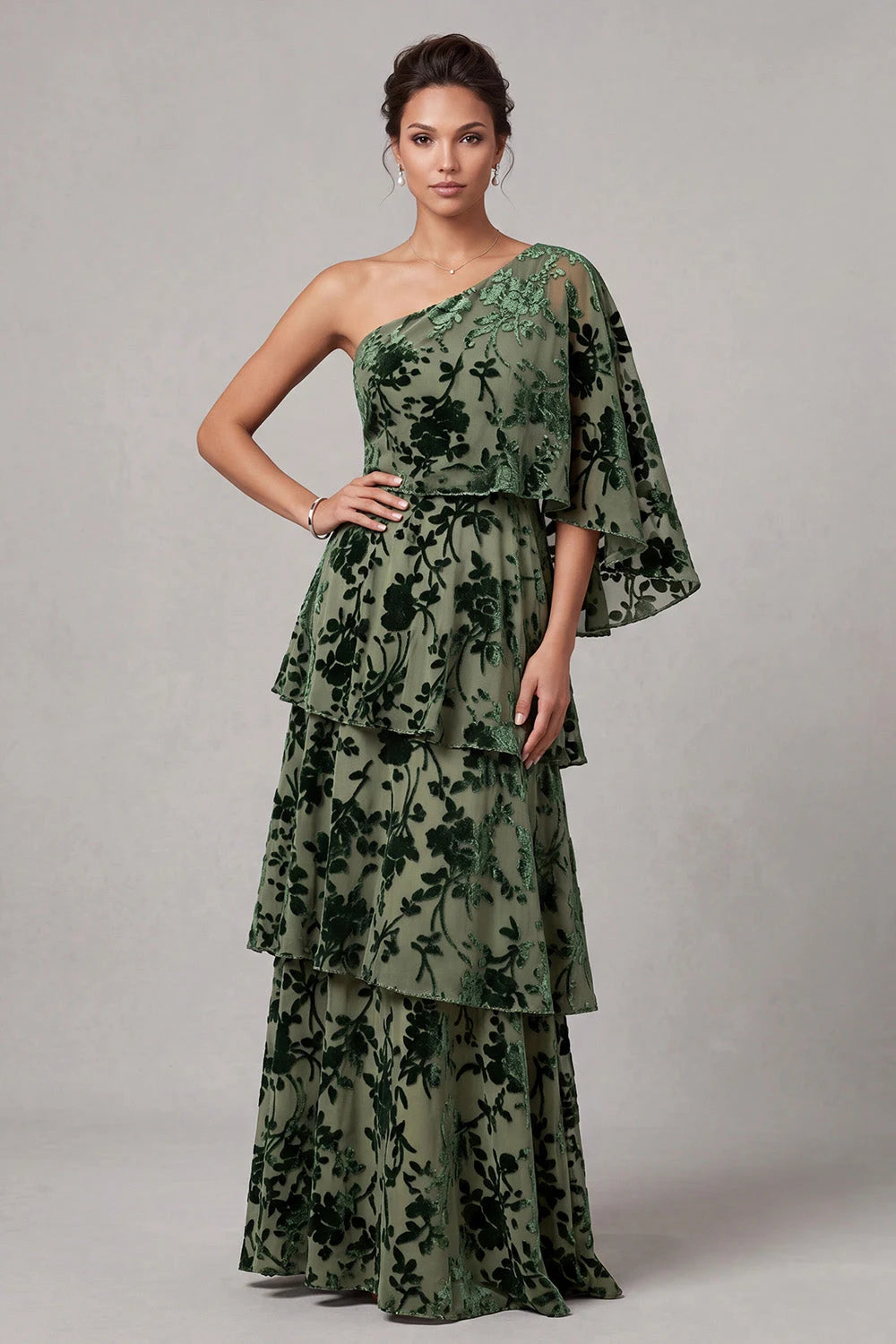 Elegant One-Shoulder Cape-Sleeve Tiered Green Maxi Mother Of The Bride Dresses