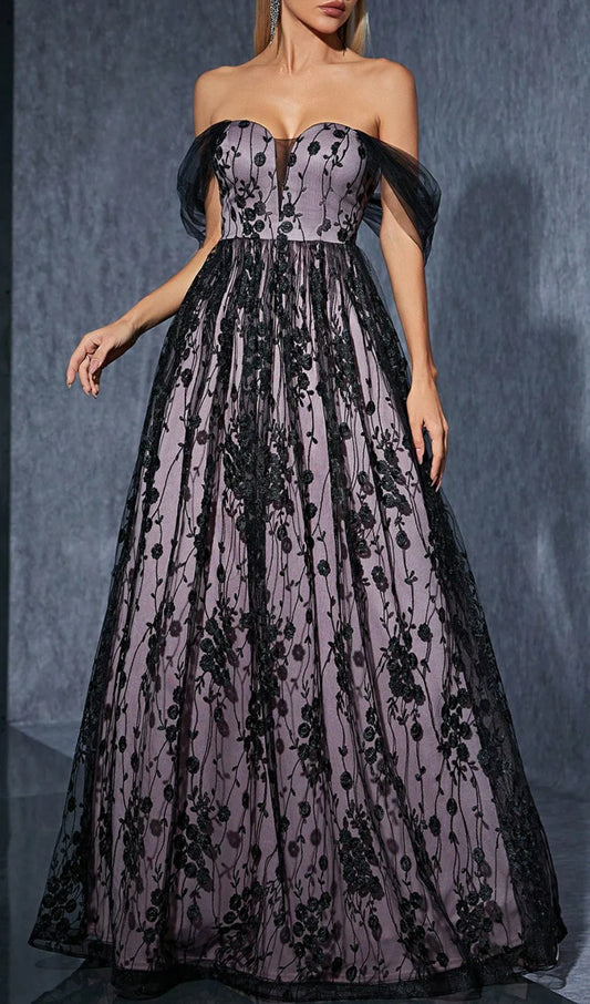 Black Lace Floral Embroidered Midi Prom Dress with Sweetheart Neckline