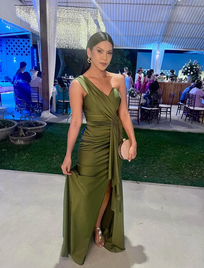 Evening Dress One-Shoulder Draped Gown with Ruched Waist and High Slit