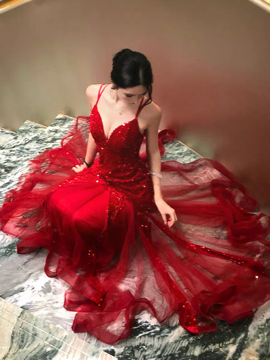 Evening Dress Spaghetti Strap Red Sequin Mermaid Gown with Deep V-Neck Crisscross Back Tie and Tulle Train