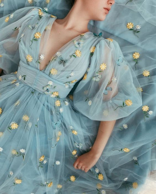 Floral-Embroidered Tulle Deep-V Puff-Sleeve A-Line Prom Dress