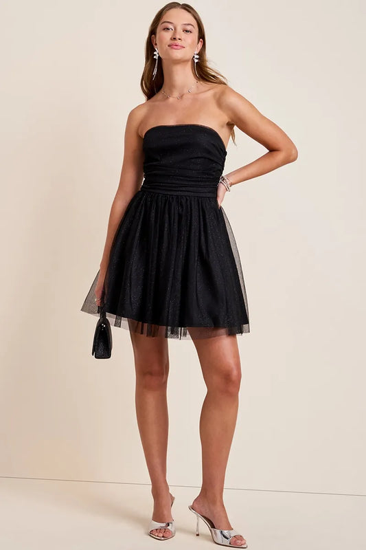Glamorous A-Line Sweetheart Strapless Sleeveless Bow Back Mini Homecoming Dresses