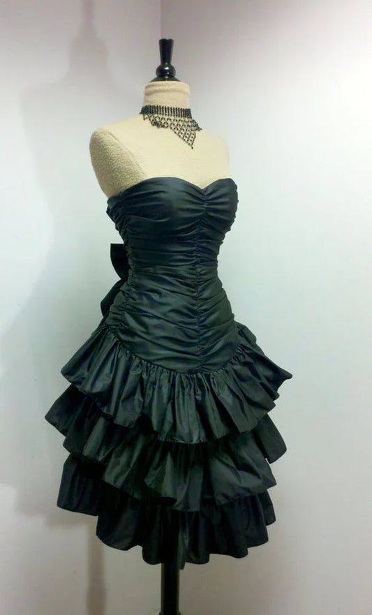 Glamorous Ruched Sweetheart Strapless Bow-back Tiered Mini Prom Dress