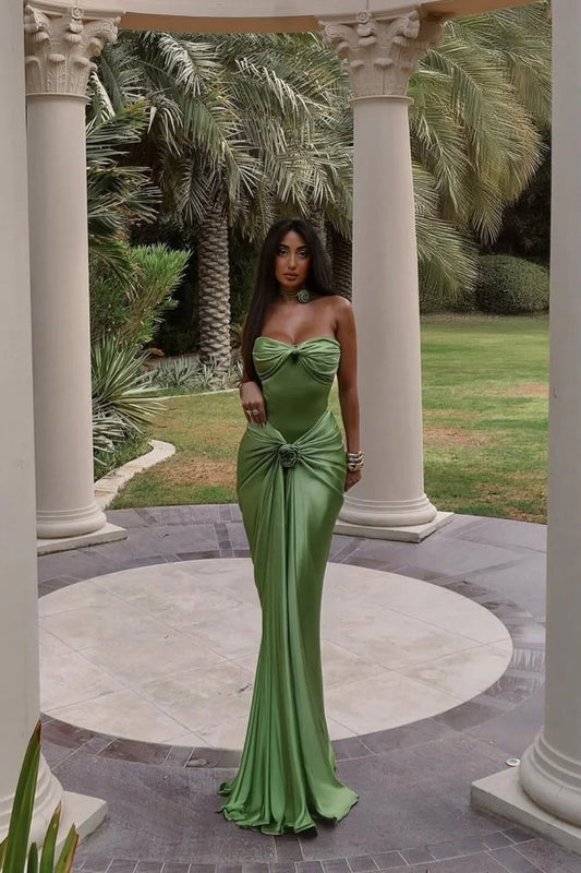 Glamorous Strapless Twist Knot Floral Detail Satin Mermaid Prom Dress with Choker Strap