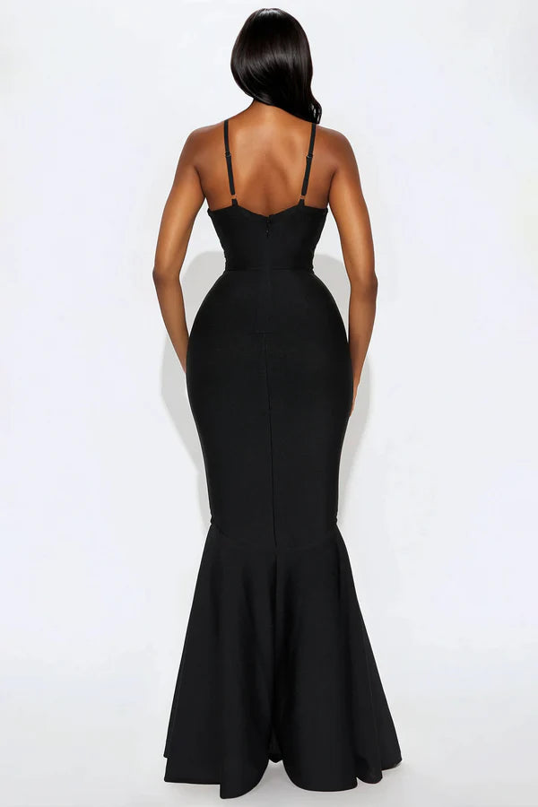 Glamorous Mermaid Sweetheart Halter Sleeveless Lace Bodycon Black Floor-Length Prom Gown