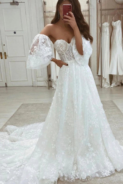 Vestidos de novia con apliques de encaje y corte en A para boda con escote corazón 