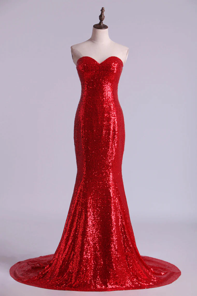 Vestidos de fiesta de sirena/trompeta con escote corazón y lentejuelas 