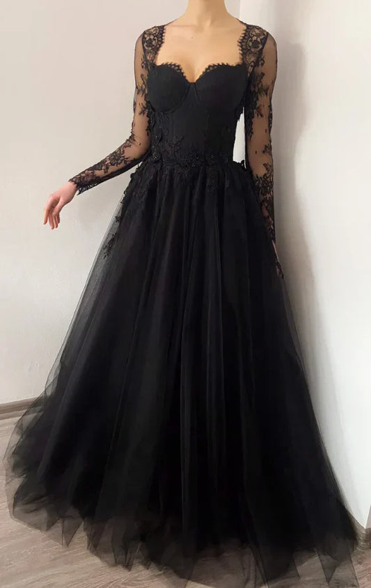 Lace Sweetheart Long-Sleeve Tulle Ballgown Prom Dress