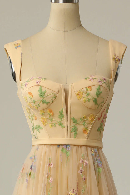 Vestidos de fiesta con tirantes de corazón, corte A, tul, largo hasta la rodilla