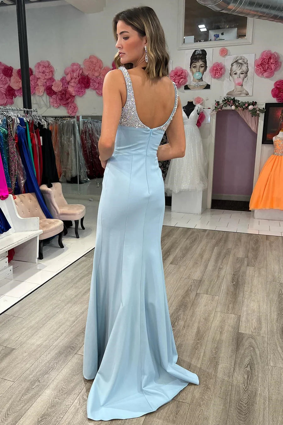 Luxury Light Blue Evening Dresses Square Neck with Stretch Fabric Mermaid Silhouette and Beaded Bodice
