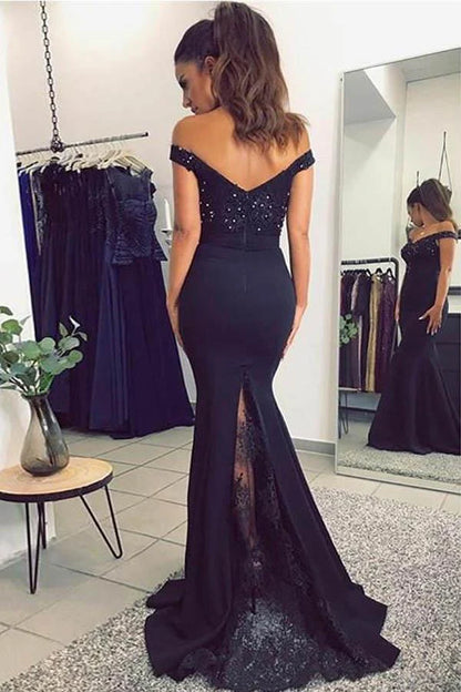Vestidos de fiesta azul marino con escote corazón, sirena y hombros descubiertos con lentejuelas 