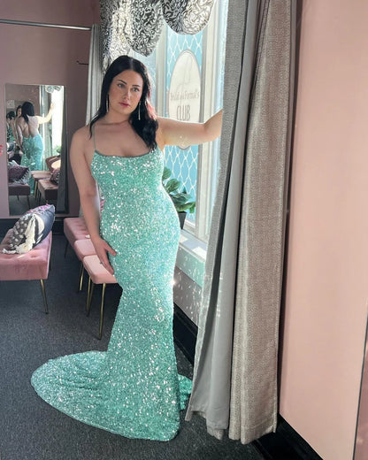 Vestidos de fiesta de sirena con tirantes finos, lentejuelas, espalda descubierta y cola larga 