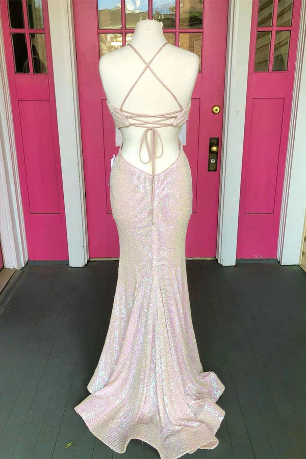 Vestidos de noche de sirena con lentejuelas y espalda abierta y cuello halter 