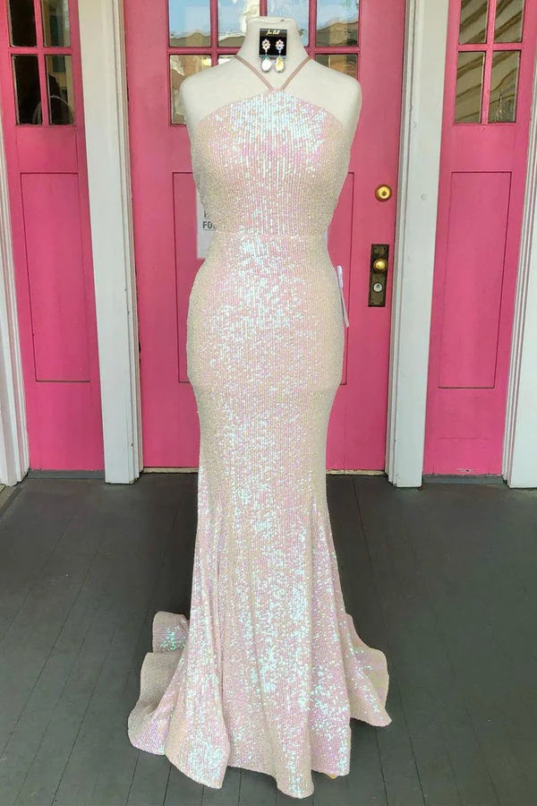 Vestidos de noche de sirena con lentejuelas y espalda abierta y cuello halter 
