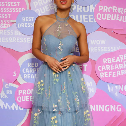 Vestidos de noche con cuello halter de tul y apliques en forma de A hasta el suelo 