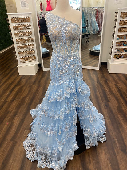 New Style One Shoulder A Line Tulle Sequin-Embroidery Tiered Prom Dresses with Slit