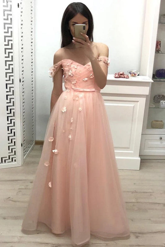 Vestidos de fiesta de tul con escote corazón y hombros descubiertos, plisados y flores 