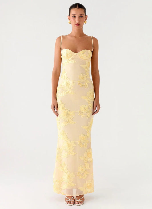 Pale Yellow 3D Floral Applique Spaghetti Strap Sweetheart Neck Mermaid Maxi Prom Dress