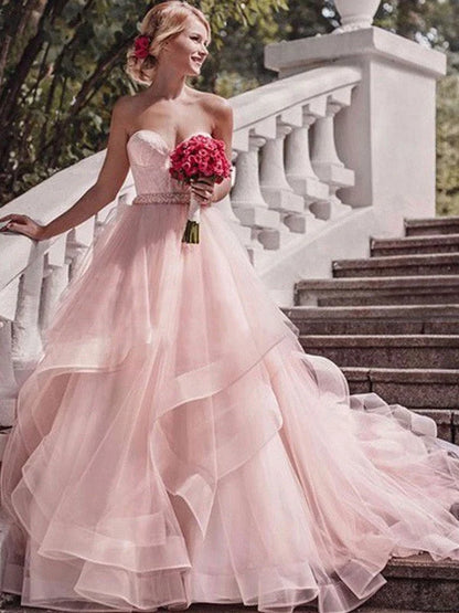 Vestidos de novia de tul con escote corazón y corte en rosa, sin tirantes 