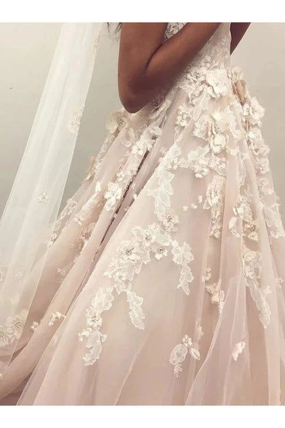 Princess Spaghetti Straps Sweetheart Wedding Dresses with Appliques