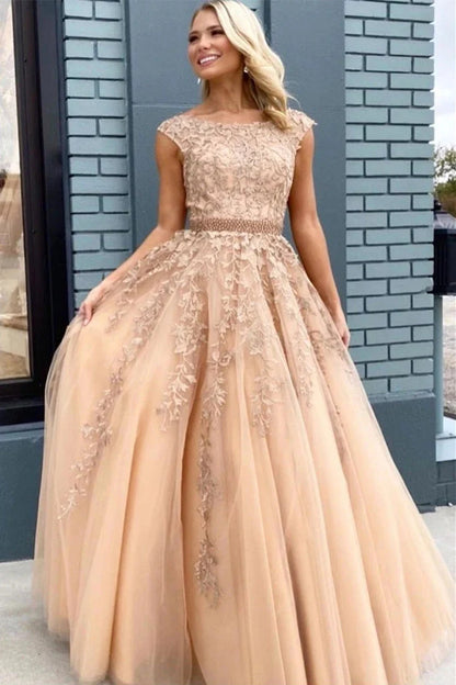 Vestido de fiesta de tul, corte A, escote redondo, cola larga y apliques 