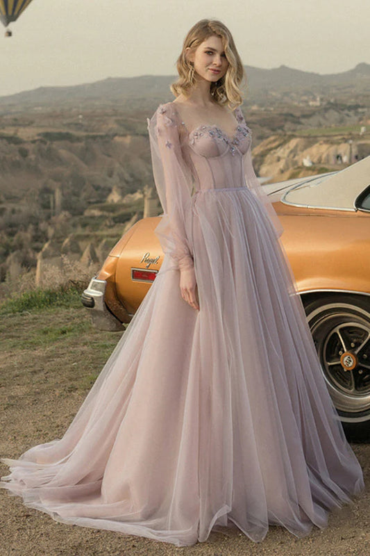 Vestidos de fiesta de tul con escote corazón y flores hechas a mano con cordones 