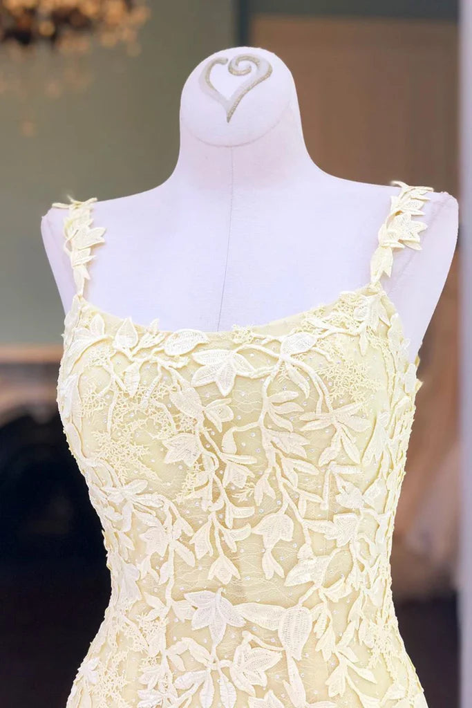 Vestidos de fiesta de sirena con tirantes finos, tul y escote redondo con apliques 