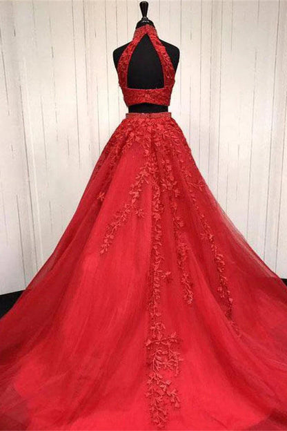 Vestido de fiesta rojo de dos piezas, sin mangas, cuello alto, corte A, con apliques de cuentas y tul hasta el suelo 