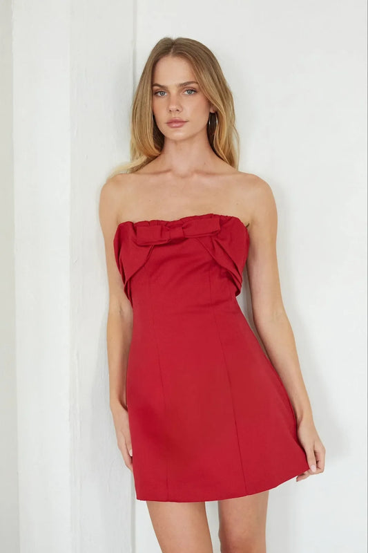 Romantic A-Line Sweetheart Strapless Sleeveless Solid Back Mini Homecoming Dresses