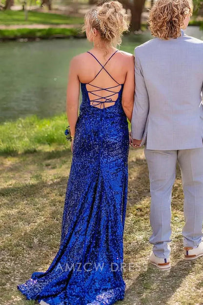 Vestido de fiesta de sirena con lentejuelas, escote en V y tirantes finos en azul real de Amzcw