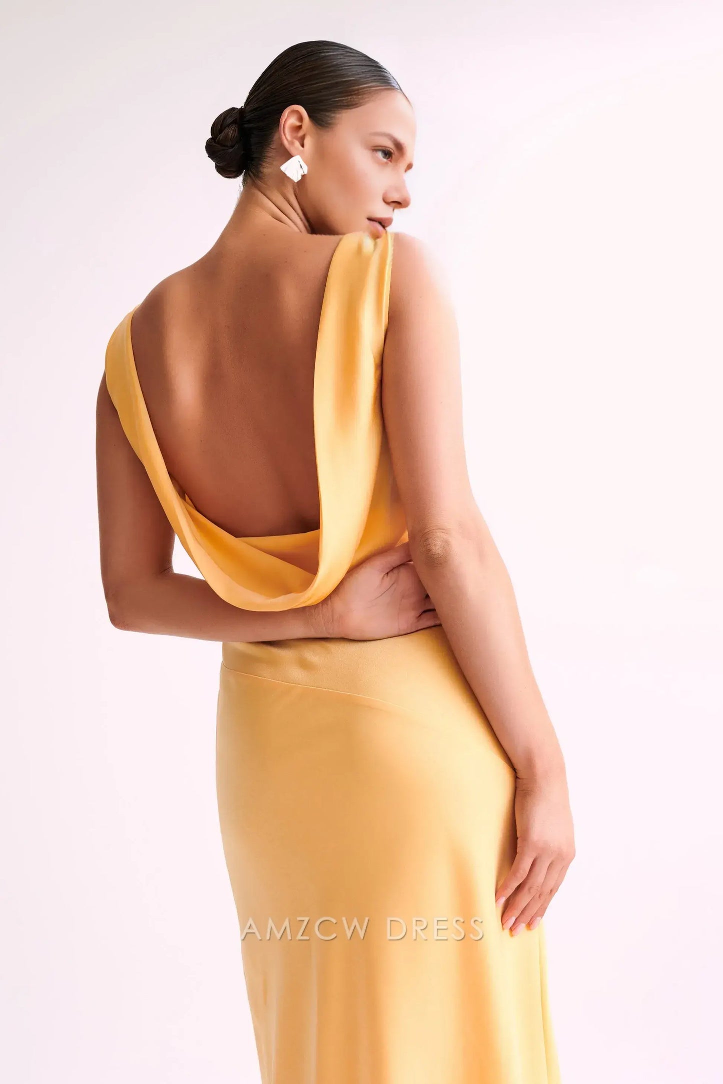 Amzcw Elegantes Vestidos de Fiesta Línea A Satén Verde Azulado con Hombros Descubiertos Mini Vestido Corto Venta Caliente para Mujeres 