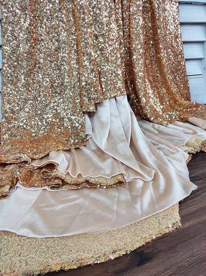Vestidos de fiesta de sirena con tirantes finos, abertura lateral y espalda descubierta. 
