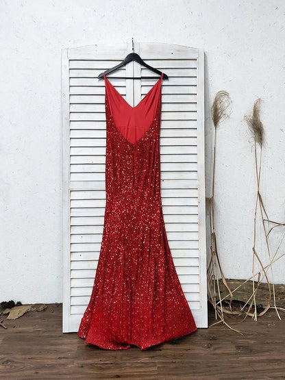 Vestidos de fiesta con escote en V, lentejuelas rojas y brillantes, corte sirena, cuello halter, espalda descubierta 