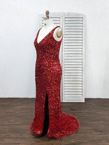 Vestido de fiesta largo estilo sirena con escote en V, lentejuelas y aberturas laterales 