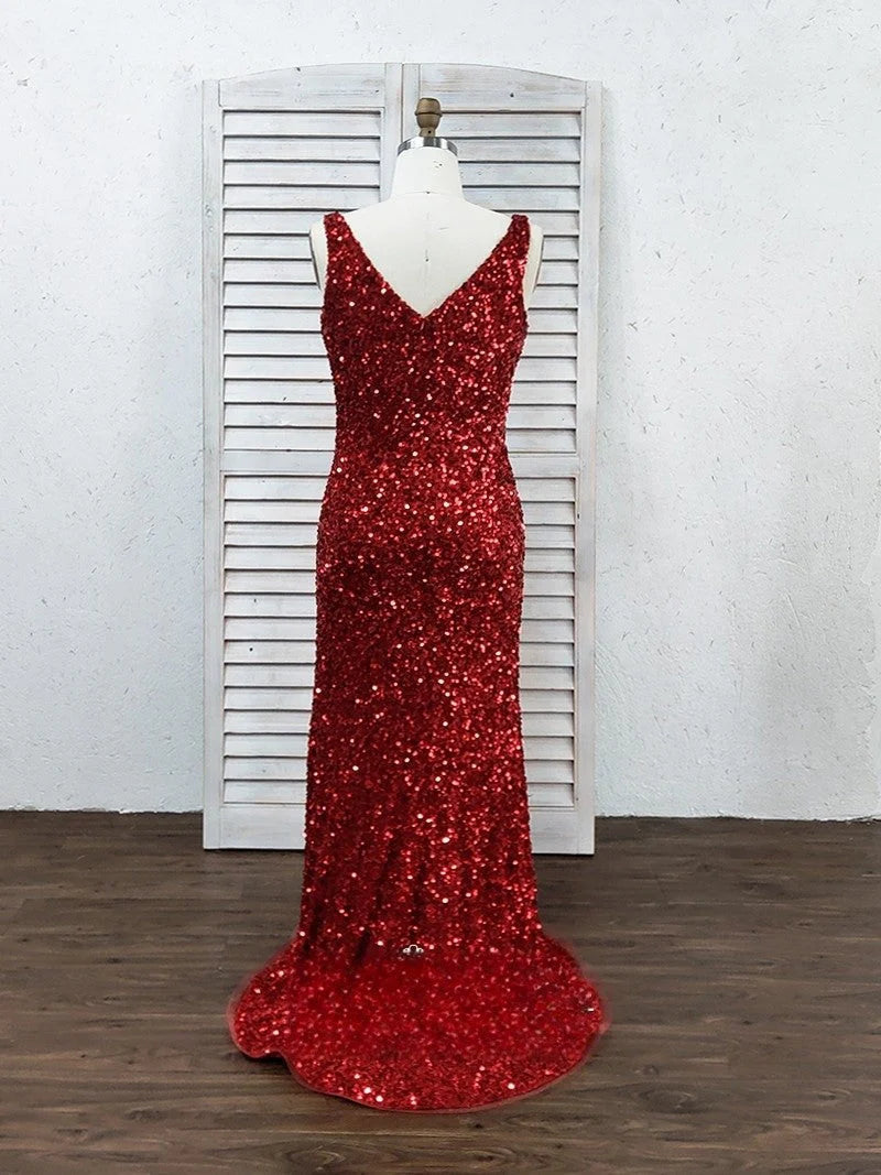 Vestido de fiesta largo estilo sirena con escote en V, lentejuelas y aberturas laterales 