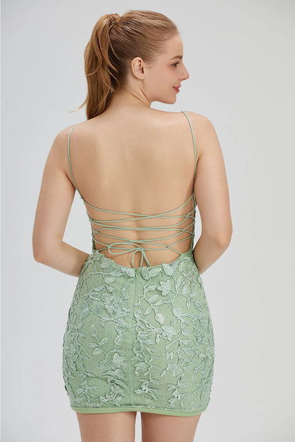 Vestidos de fiesta con tirantes finos, apliques de encaje y largo superior