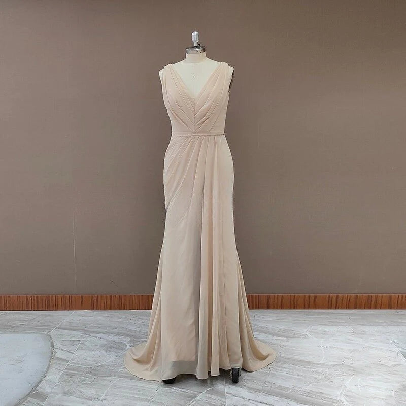 Vestidos de dama de honor largos, plisados, económicos, sin mangas y con escote en V y abertura 