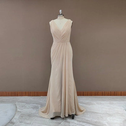 Vestidos de dama de honor largos, plisados, económicos, sin mangas y con escote en V y abertura 