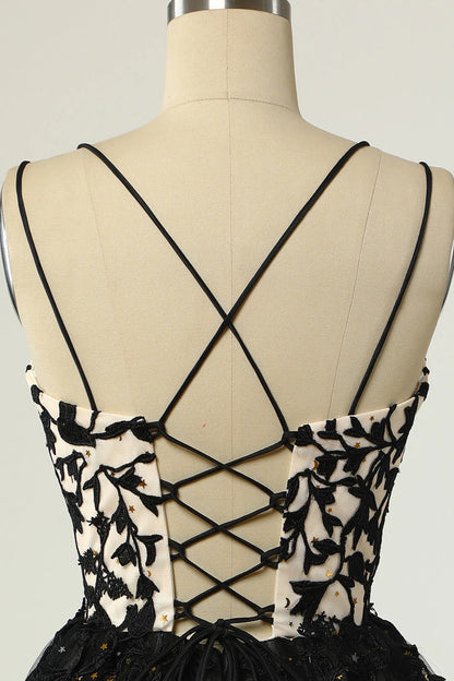 Vestido de fiesta de bienvenida sexy, económico, de encaje negro con tirantes finos 