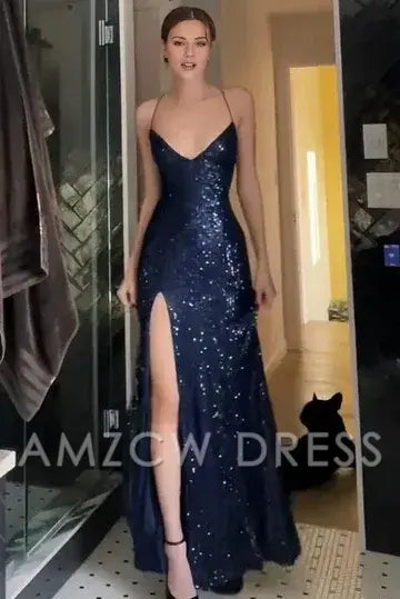 Vestido largo de fiesta de graduación Amzcw con tirantes finos, escote en V, lentejuelas y abertura alta